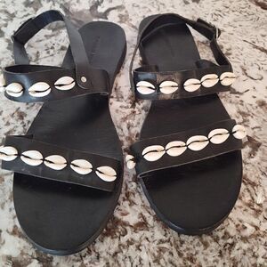 Pull&Bear Black  Leather Flat Sandals Size 37‎